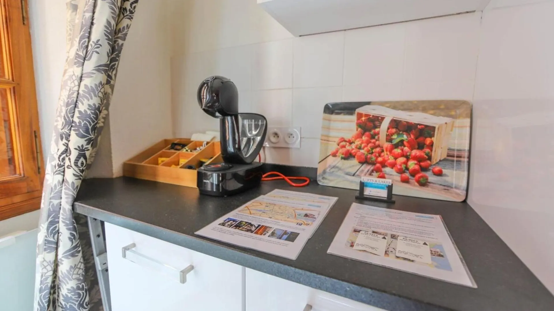 'La Maison' City House In The Historic Annecy 0*,  Francie